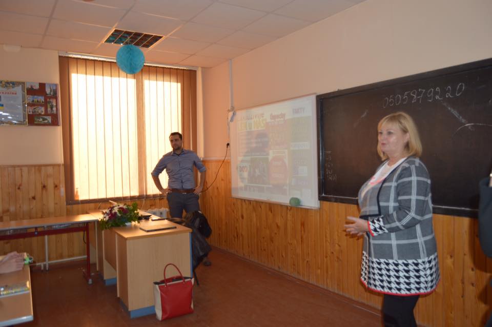 Днями в школі відбулася зустріч з директором одного з вищих навчальних закладів Словаччини,яка є представником програми "FREE STUDENT" громадської організації " Словац…