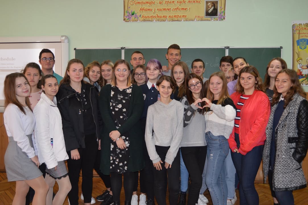 Підготовка до ЗНО - складна, кропітка і відповідальна робота. 09 жовтня волонтер Корпусу Миру Кендра Ванбік надала практичні поради учням 11 класу Мукачівської СШ №16…