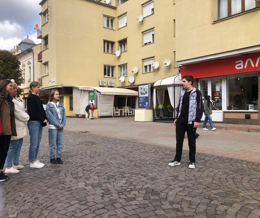 06