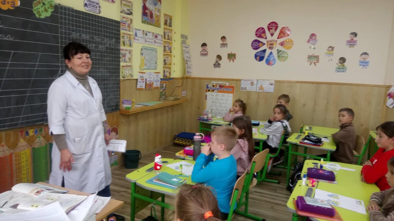 Здоров'я - найважливіша цінність не лише окремої людини, а й загалом усього суспільства. З давніх часів всім відоме гасло «Твоє здоров'я - в твоїх руках». Але для того…