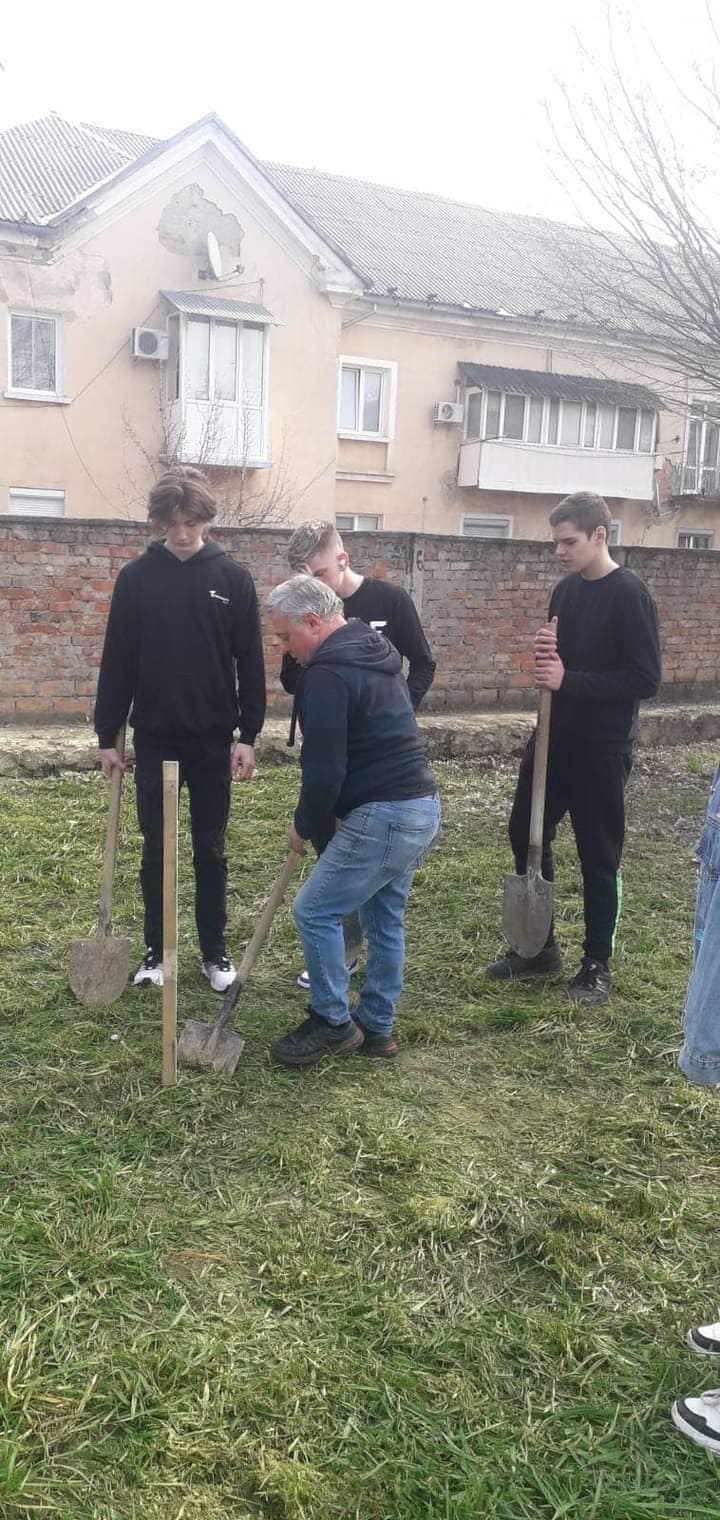 05