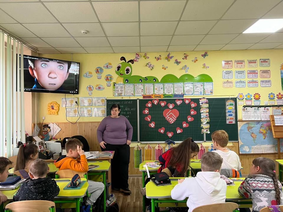 08