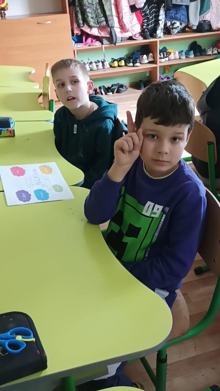 11