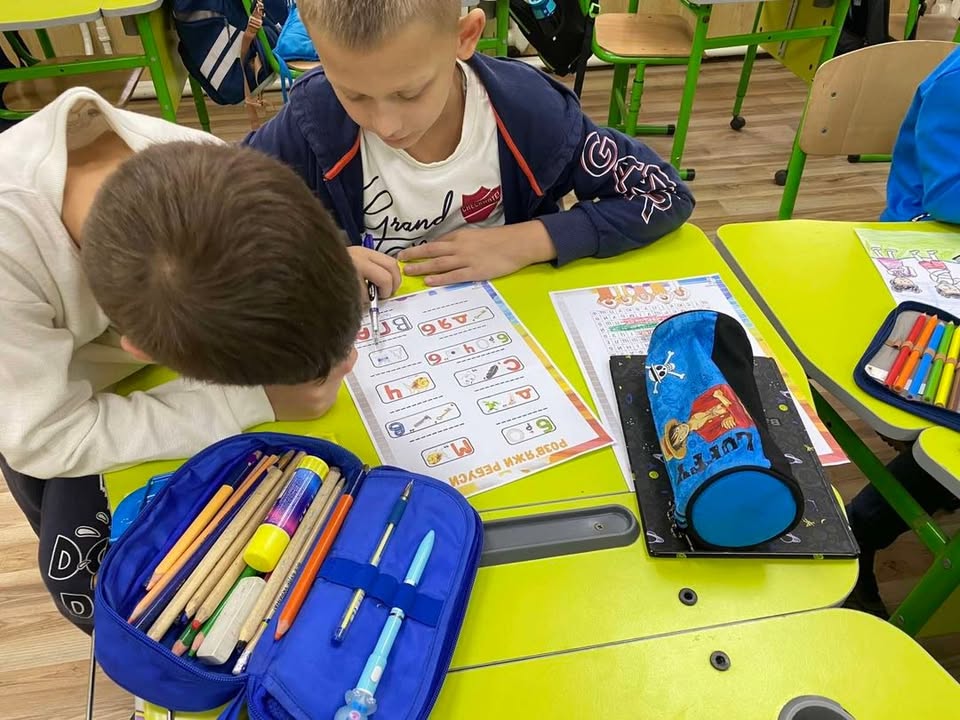 🤝 Урок до Дня толерантності у 2-Б класі Сьогодні у 2-Б класі під керівництвом класного керівника Алли Георгіївни Лизанець пройшов теплий і надзвичайно доброзичливий ур…
