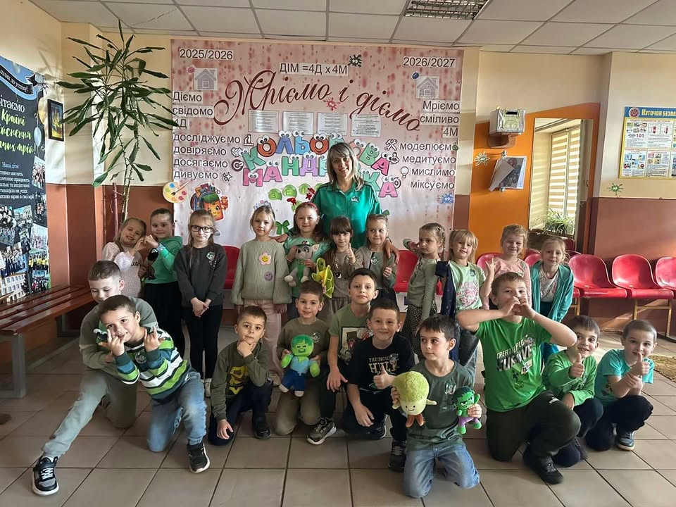 Вівторок — зелений день Кольорової мандрівки! 💚 День, що дарує гармонію, спокій і натхнення. Він нагадує нам про красу природи, її силу та важливість дбайливого ставле…