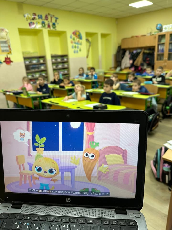 🛑 У 1-А класі пройшов другий урок турботи на тему «Стоп Булінг»! Цього разу ми говорили про те, як створювати безпечне середовище, підтримувати друзів і вчитися розумі…