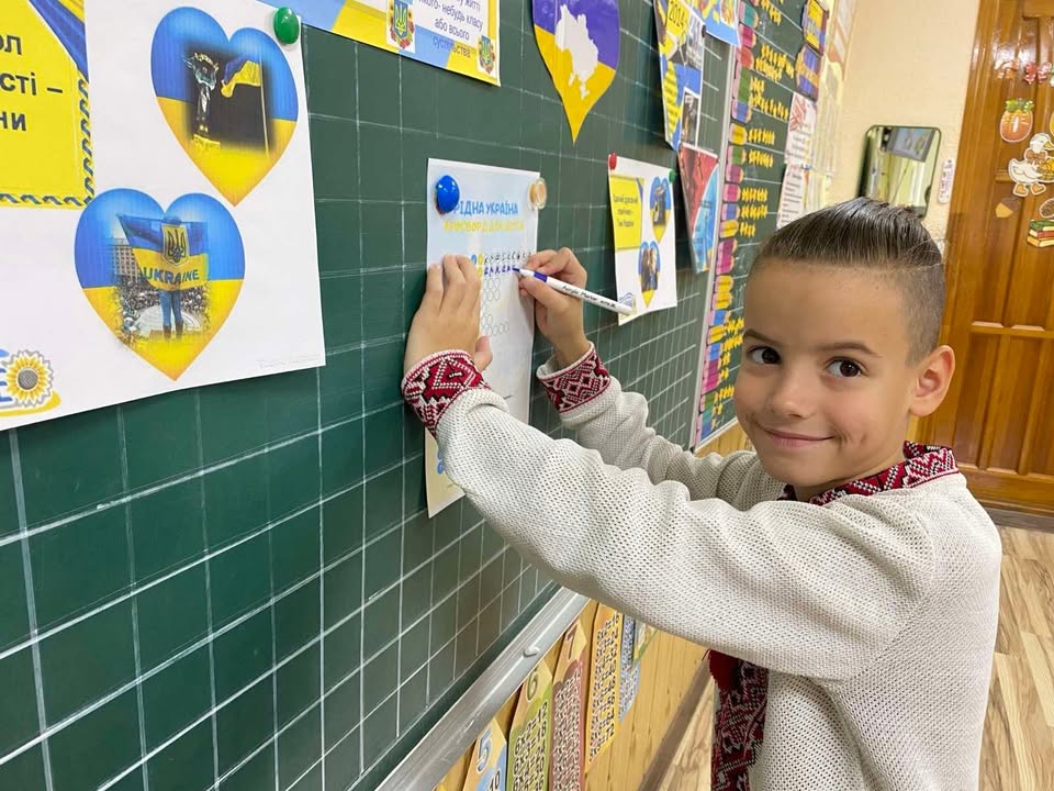 08