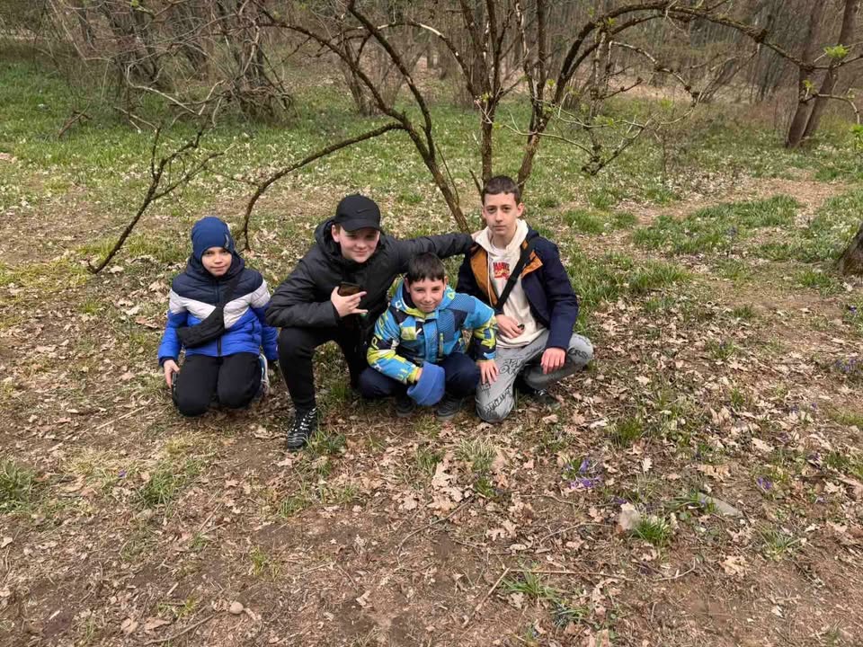 04